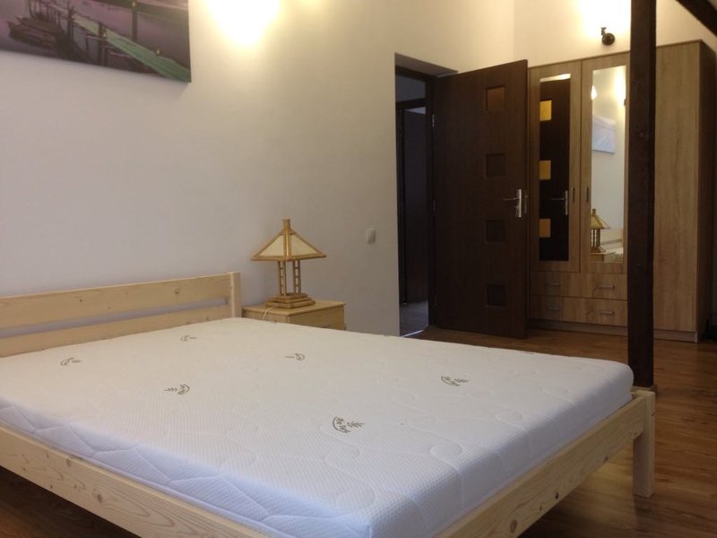 Berceni, Brancoveanu, str. Martisor, vanzare ap. 2 cam.